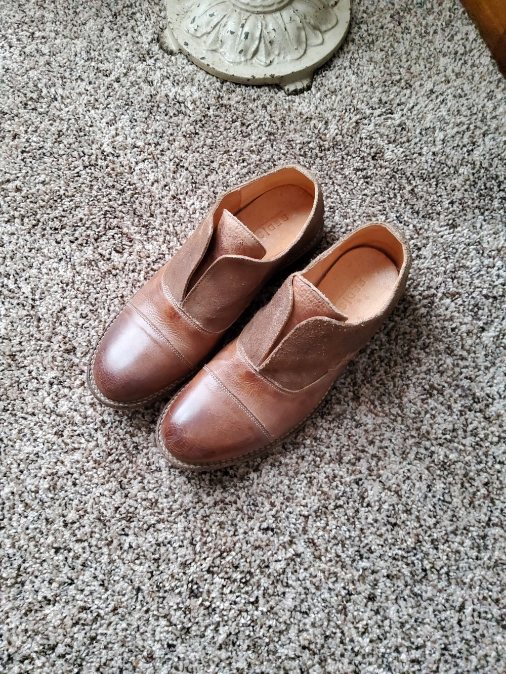 Bed Stu Rose Brown Leather Slip-On Shoes. Size 9